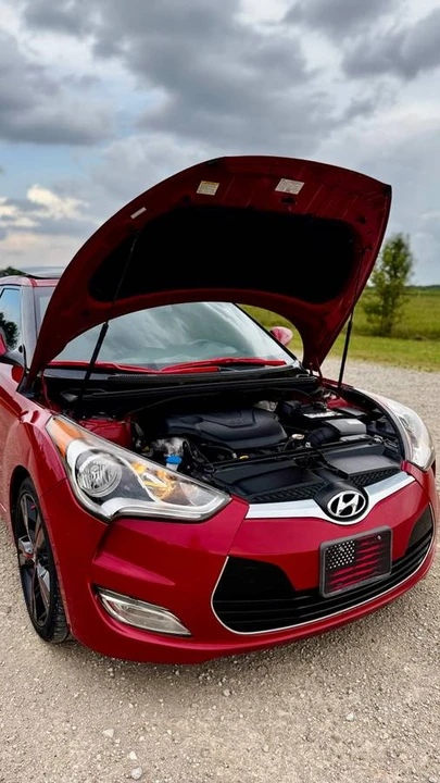 2017 Hyundai Veloster - Image 11 of 24