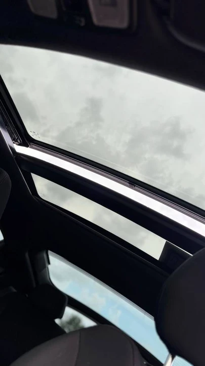 2017 Hyundai Veloster - Image 15 of 24