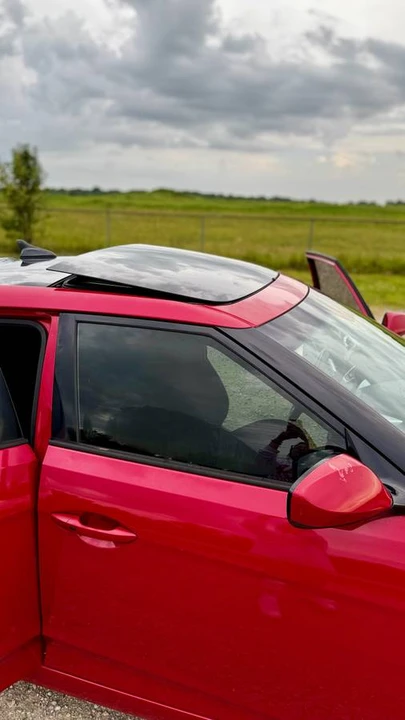 2017 Hyundai Veloster - Image 4 of 24