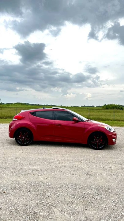 2017 Hyundai Veloster - Image 5 of 24