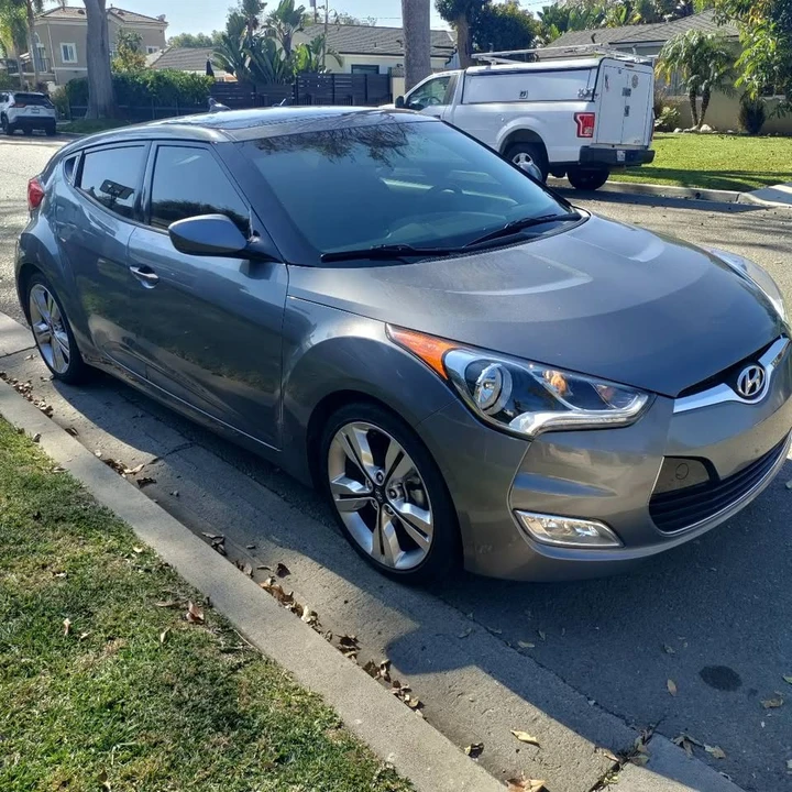 2017 Hyundai Veloster - Image 3 of 12