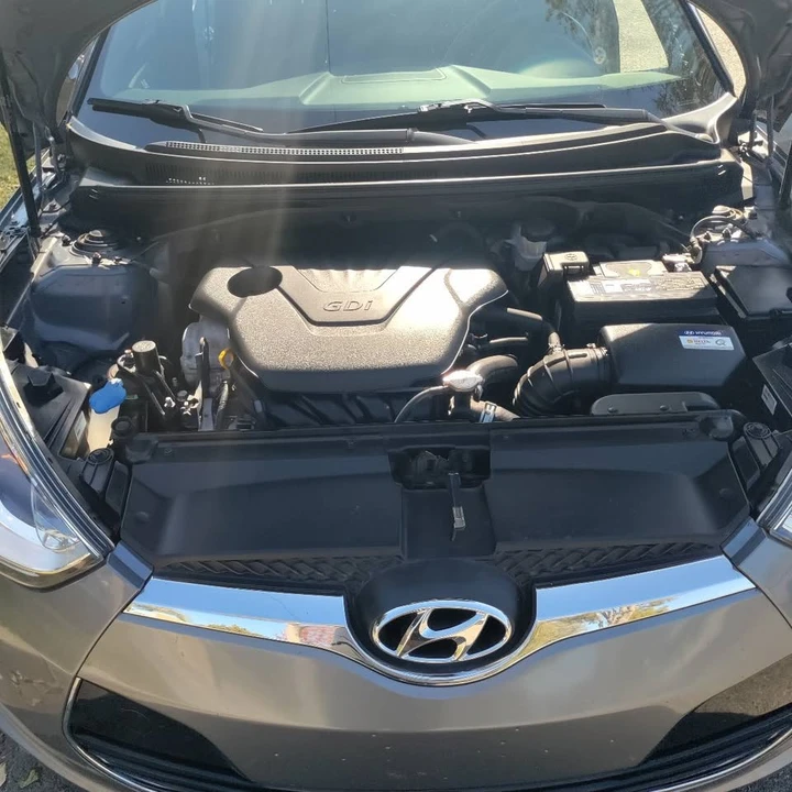 2017 Hyundai Veloster - Image 12 of 12
