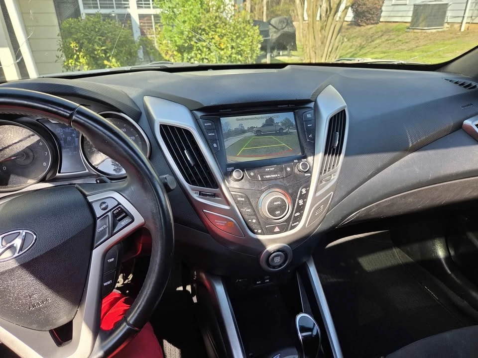 2017 Hyundai Veloster - Image 14 of 17