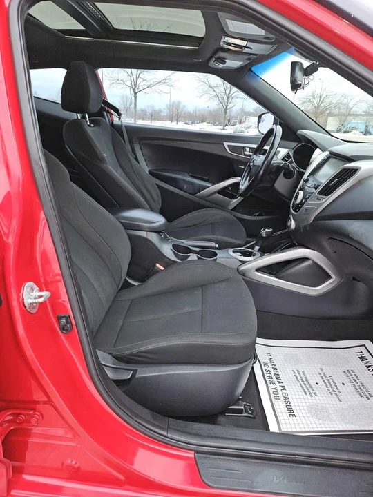 2017 Hyundai Veloster - Image 11 of 17