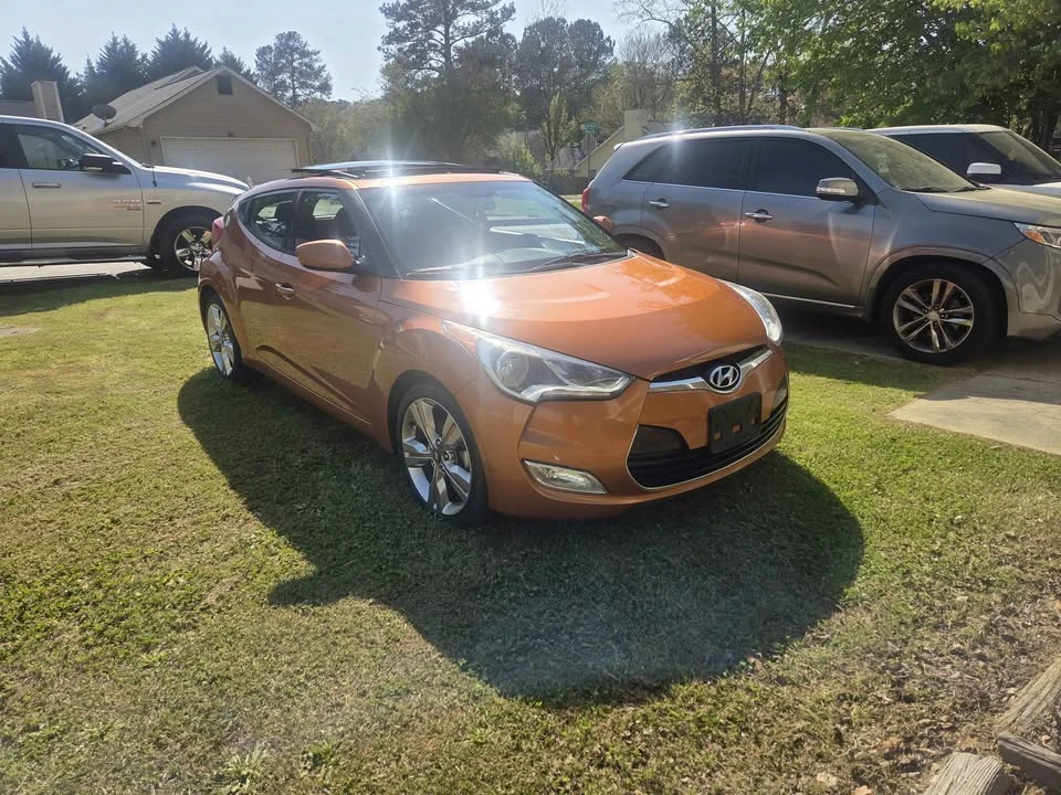 2017 Hyundai Veloster - Image 4 of 17