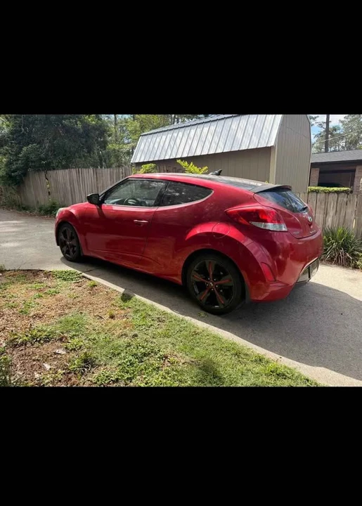 2017 Hyundai Veloster - Image 9 of 10