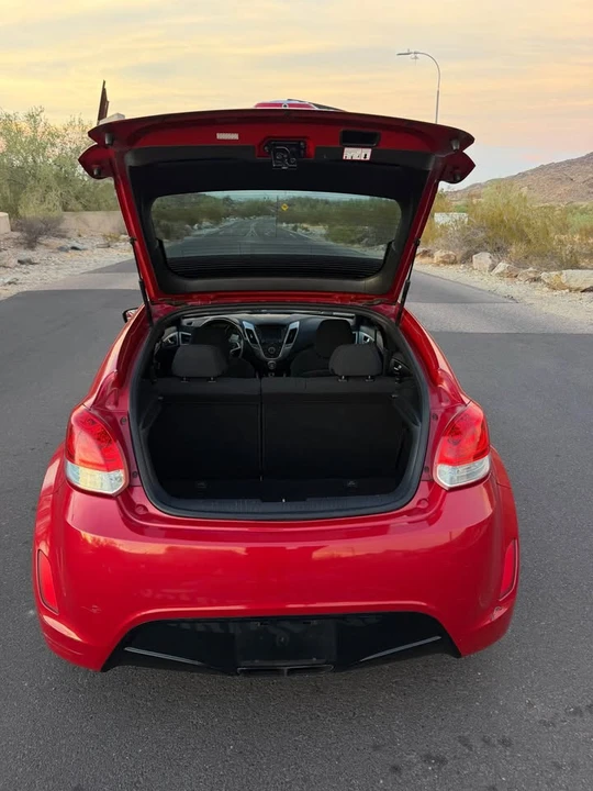 2017 Hyundai Veloster - Image 3 of 9