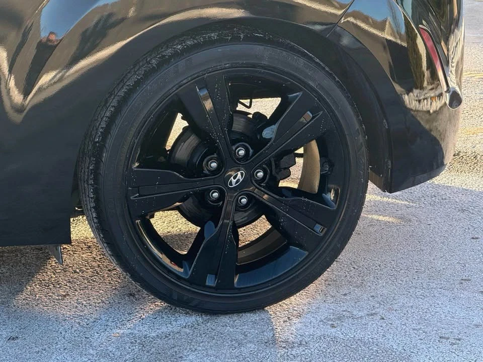 2017 Hyundai Veloster - Image 20 of 20