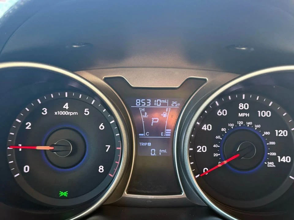2017 Hyundai Veloster - Image 16 of 20