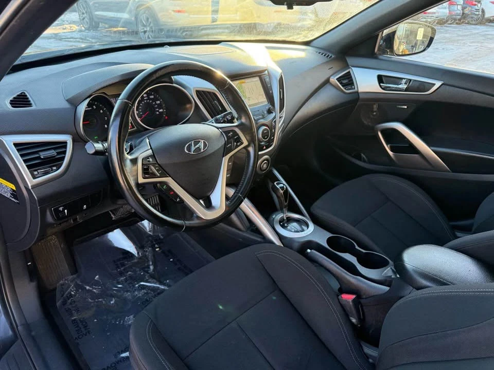 2017 Hyundai Veloster - Image 8 of 15