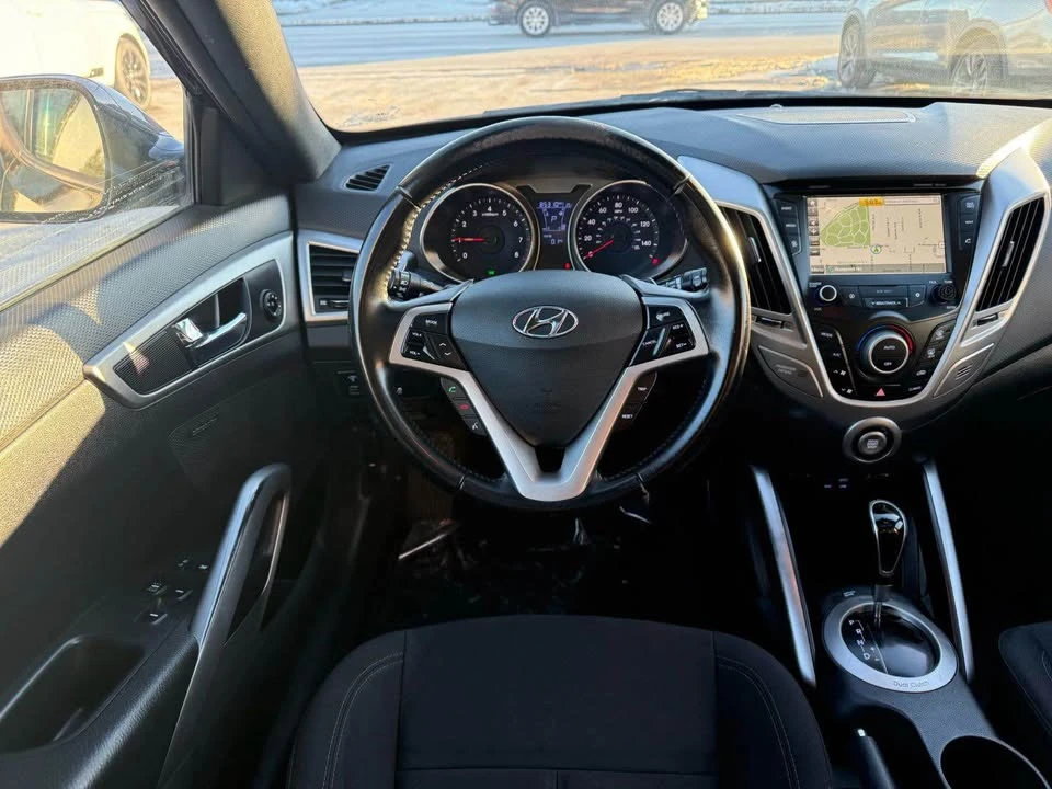 2017 Hyundai Veloster - Image 11 of 15