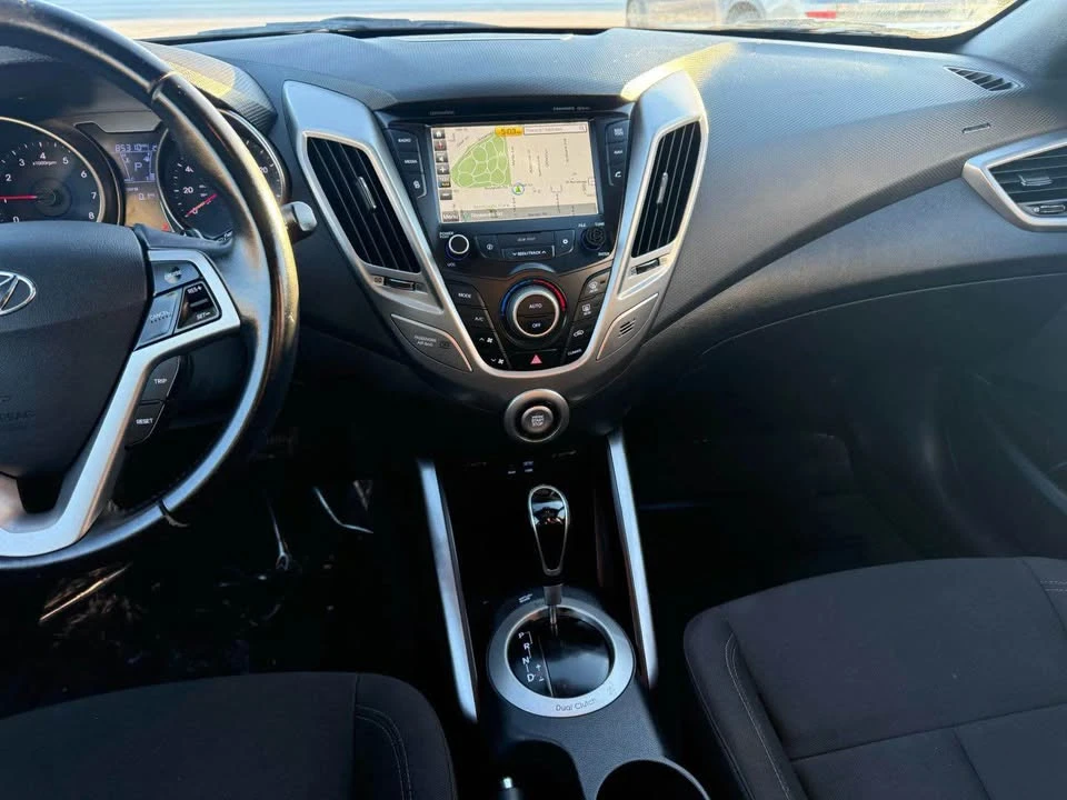 2017 Hyundai Veloster - Image 9 of 15