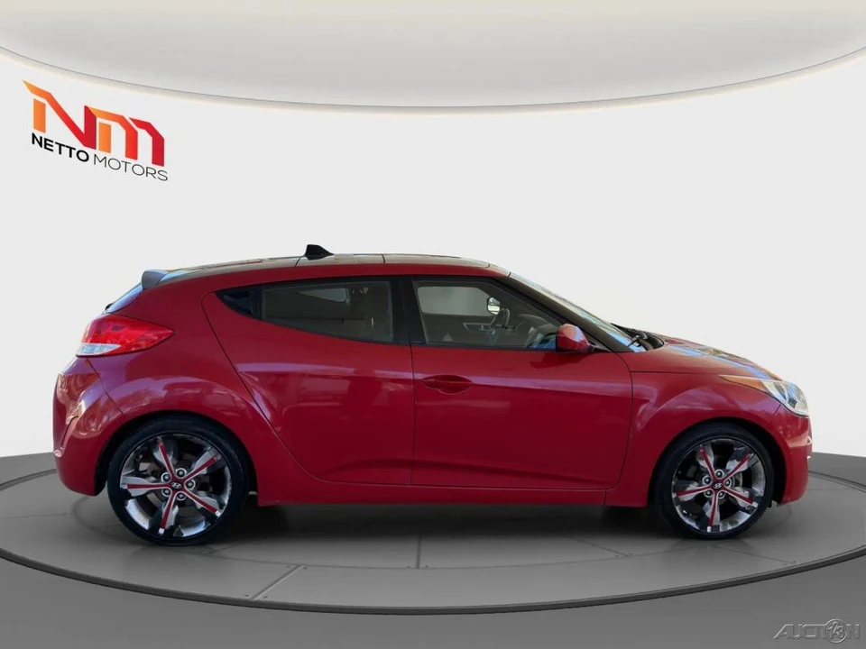 2017 Hyundai Veloster - Image 6 of 21