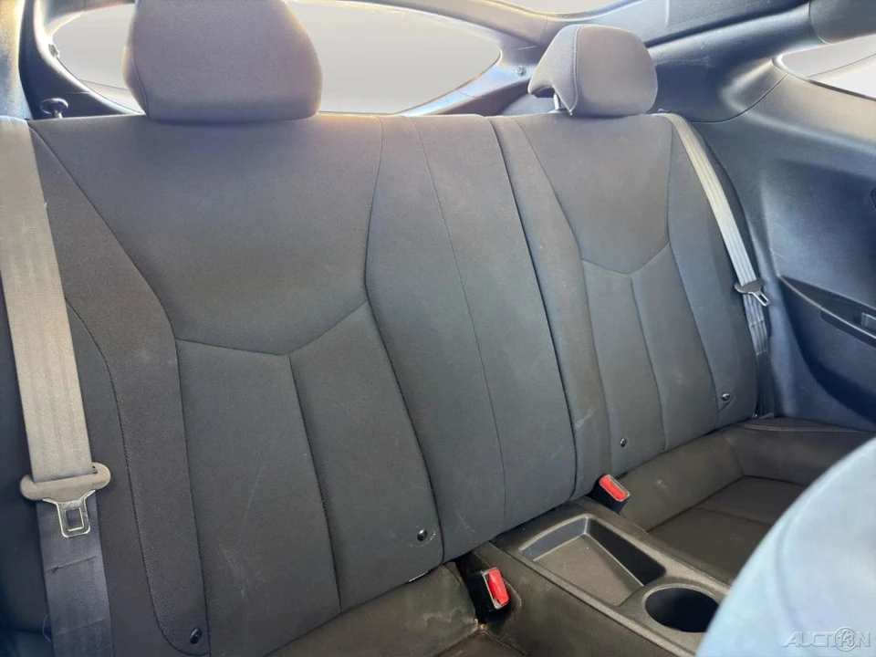 2017 Hyundai Veloster - Image 18 of 21