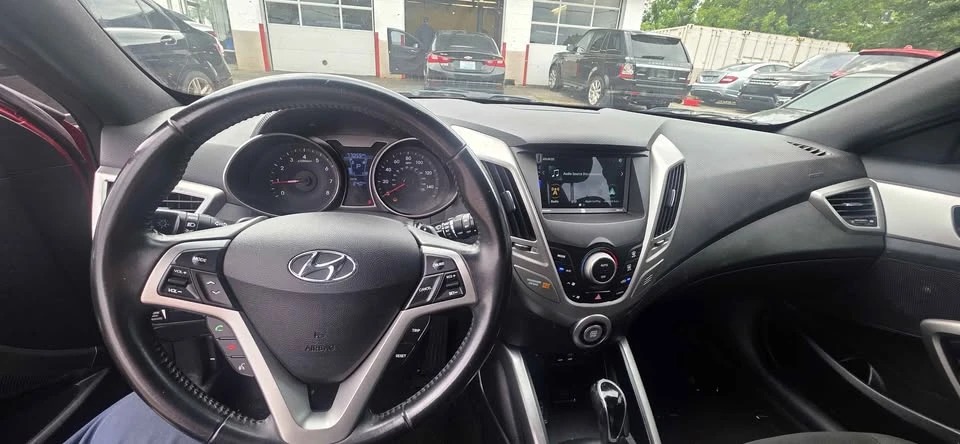 2017 Hyundai Veloster - Image 5 of 5