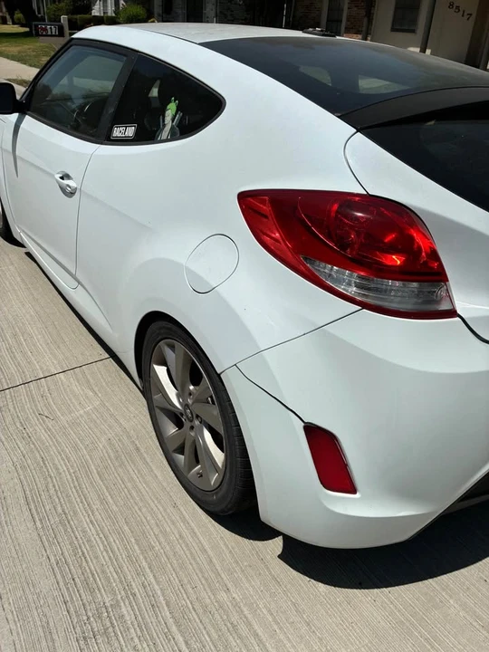 2017 Hyundai Veloster - Image 3 of 6
