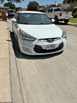 2017 Hyundai Veloster Value Edition Coupe 3D