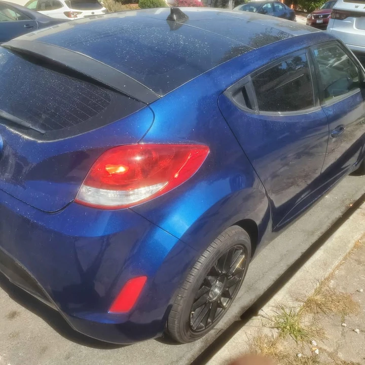 2017 Hyundai Veloster - Image 4 of 4