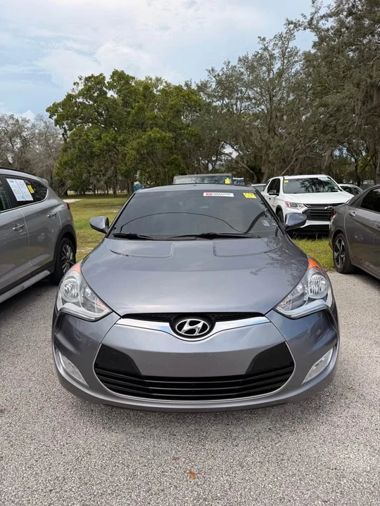 2017 Hyundai Veloster - Image 10 of 10