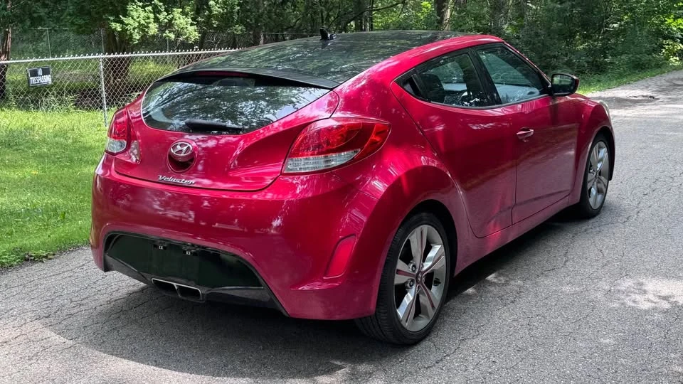 2017 Hyundai Veloster - Image 5 of 17