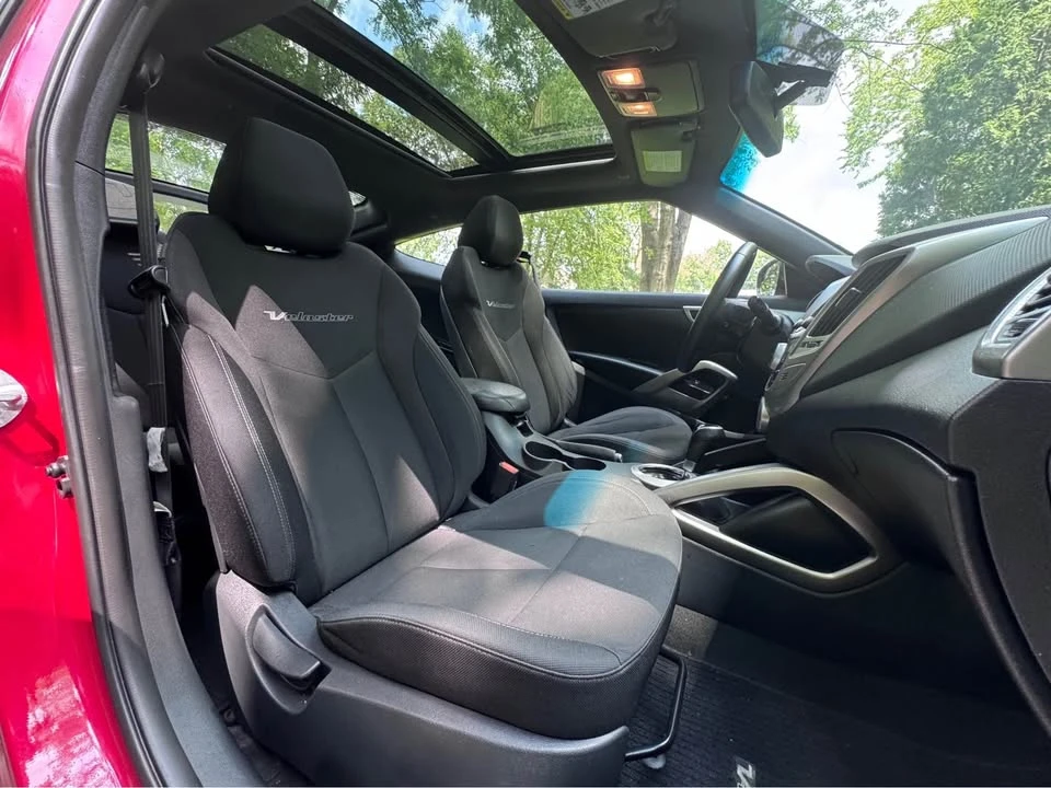 2017 Hyundai Veloster - Image 11 of 17