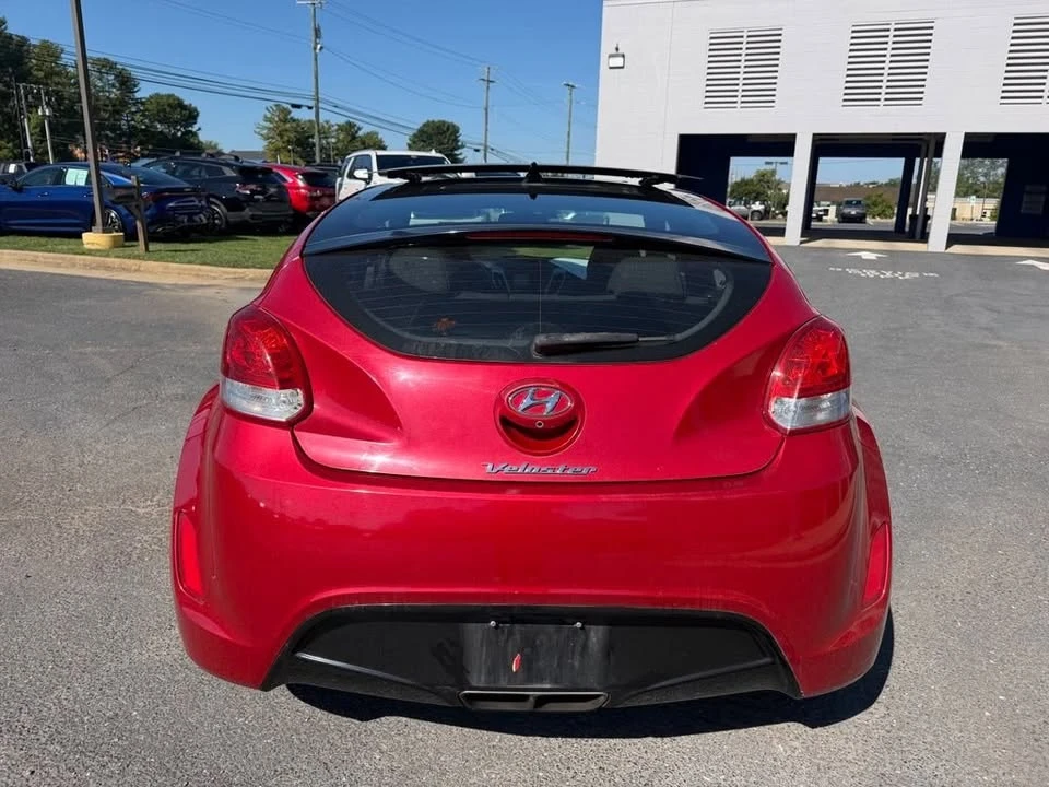 2017 Hyundai Veloster - Image 4 of 13