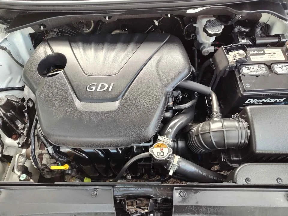 2017 Hyundai Veloster - Image 6 of 20