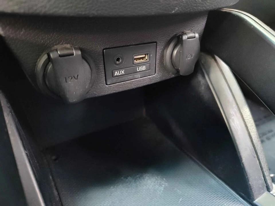 2017 Hyundai Veloster - Image 11 of 20