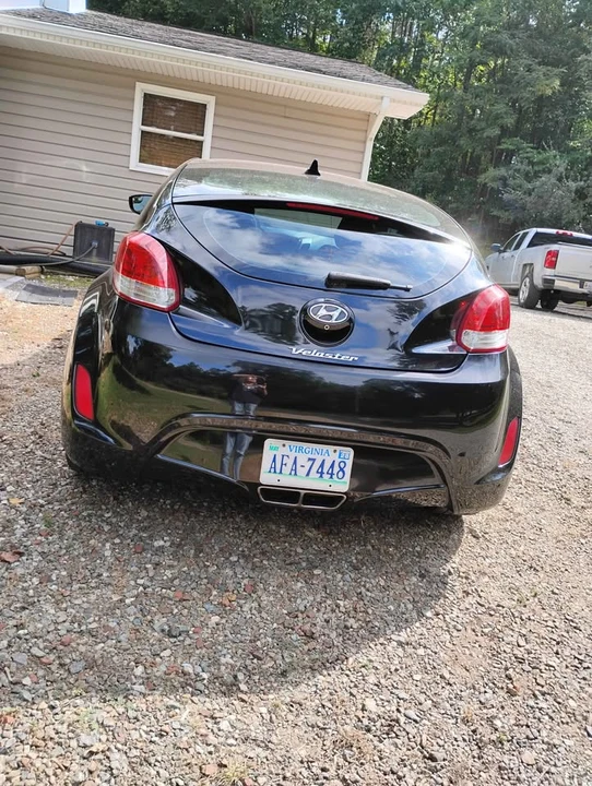 2017 Hyundai Veloster - Image 3 of 10