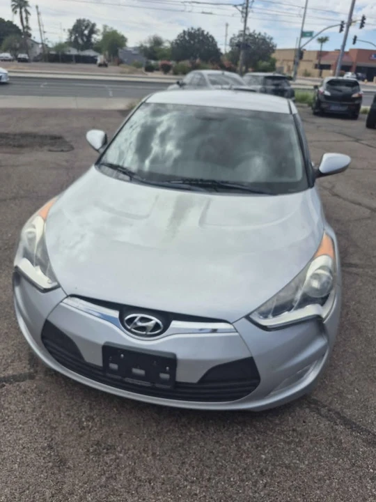 2017 Hyundai Veloster - Image 3 of 12