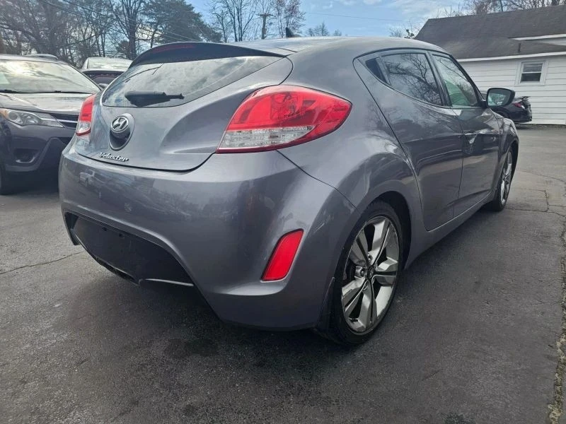 2017 Hyundai Veloster - Image 3 of 12