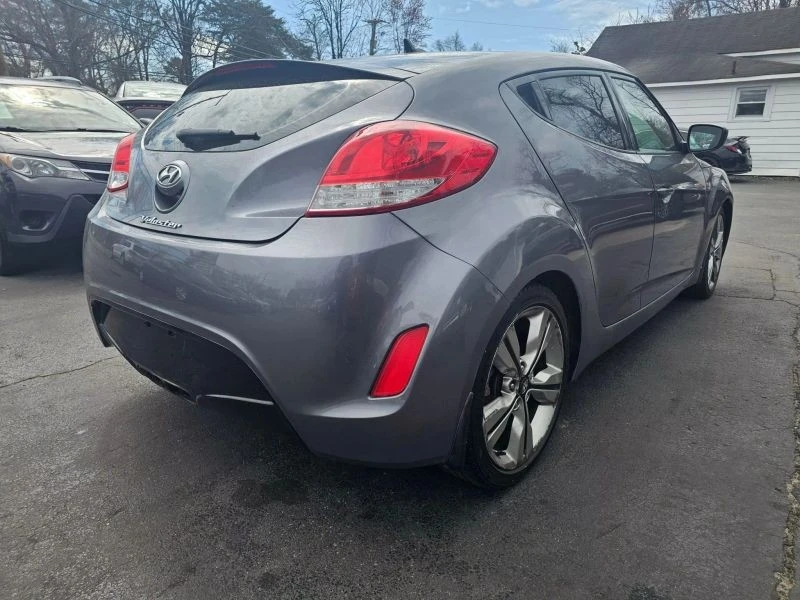 2017 Hyundai Veloster - Image 3 of 12