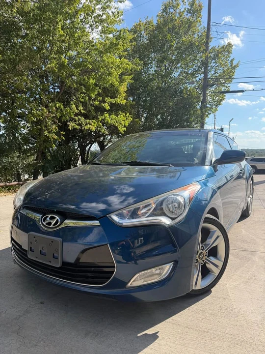 2017 Hyundai Veloster - Image 16 of 17