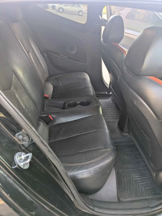2017 Hyundai Veloster - Image 6 of 11