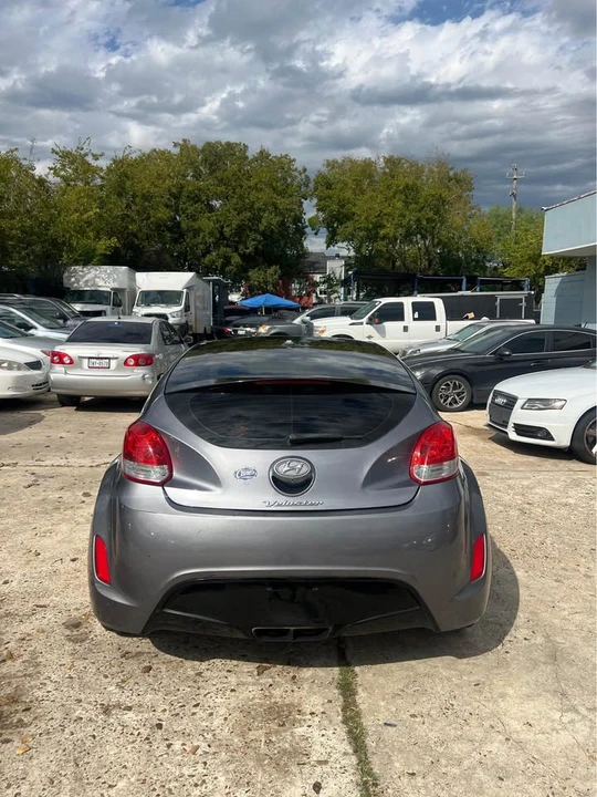2017 Hyundai Veloster - Image 11 of 11
