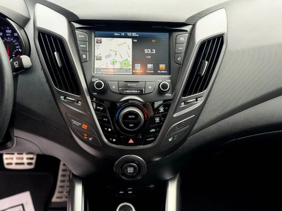 2017 Hyundai Veloster - Image 13 of 17