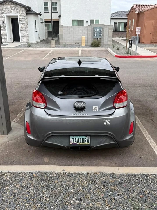 2017 Hyundai Veloster - Image 3 of 10