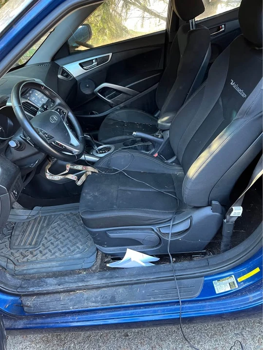 2017 Hyundai Veloster - Image 3 of 5