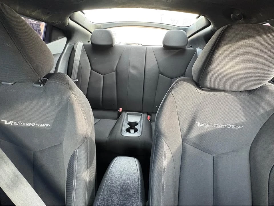 2017 Hyundai Veloster - Image 6 of 8
