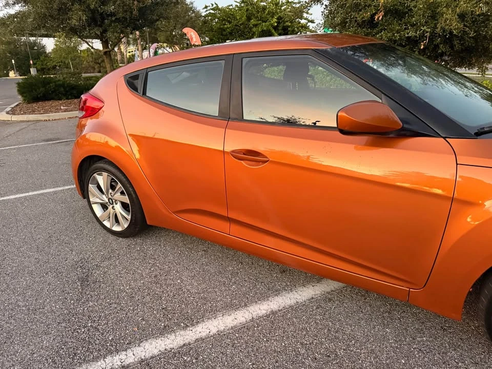 2017 Hyundai Veloster - Image 7 of 18