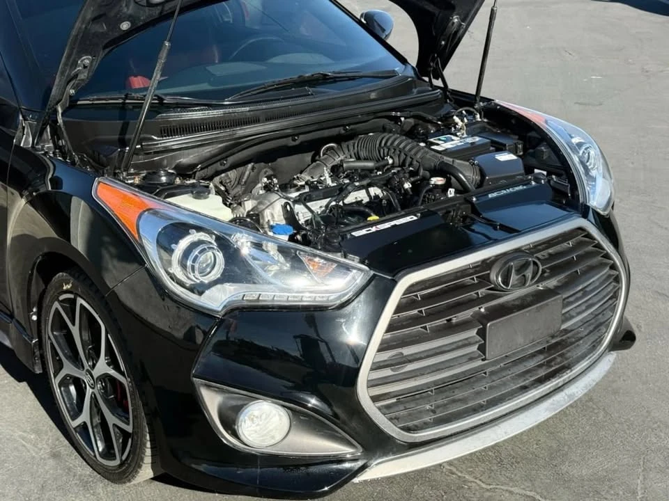 2017 Hyundai Veloster - Image 19 of 20