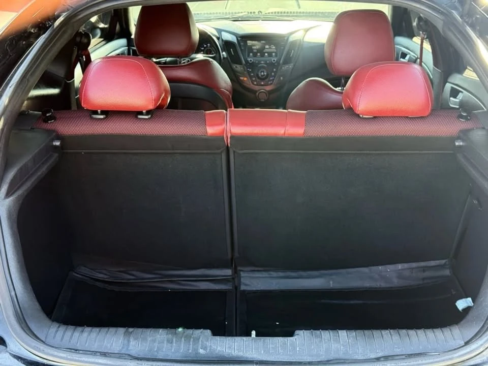 2017 Hyundai Veloster - Image 18 of 20
