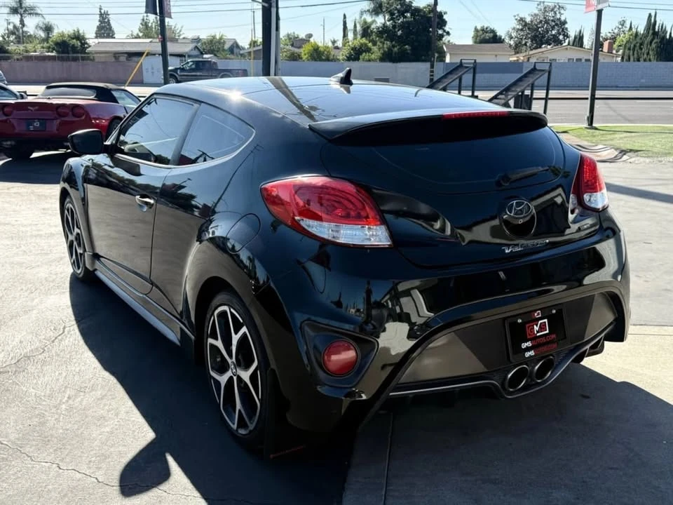 2017 Hyundai Veloster - Image 9 of 20