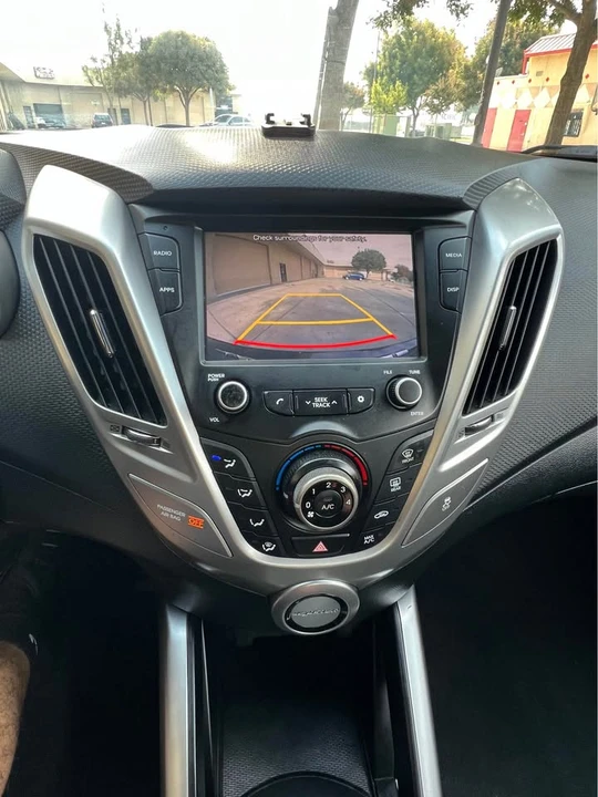 2017 Hyundai Veloster - Image 13 of 15