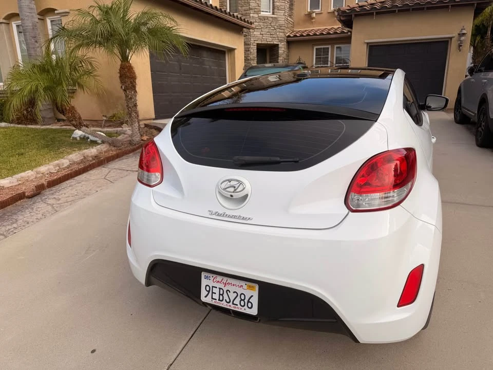 2017 Hyundai Veloster - Image 5 of 14