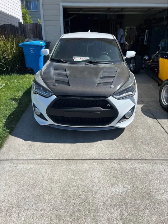 2017 Hyundai Veloster - Image 11 of 12