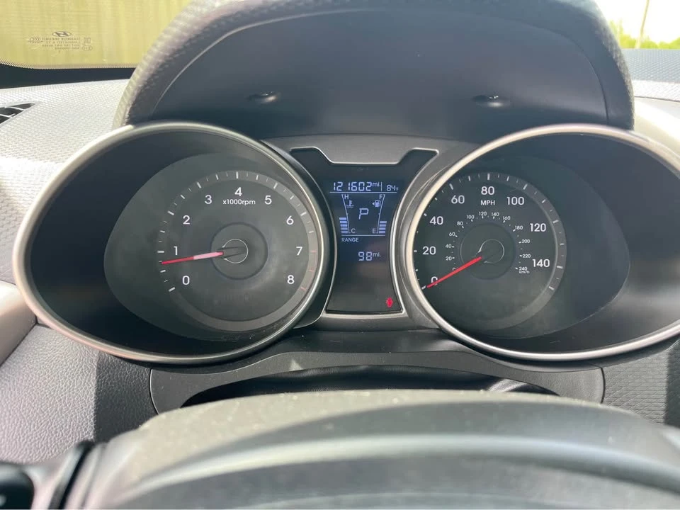 2017 Hyundai Veloster - Image 16 of 19