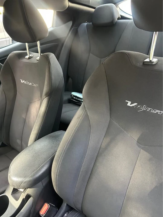 2017 Hyundai Veloster - Image 7 of 14