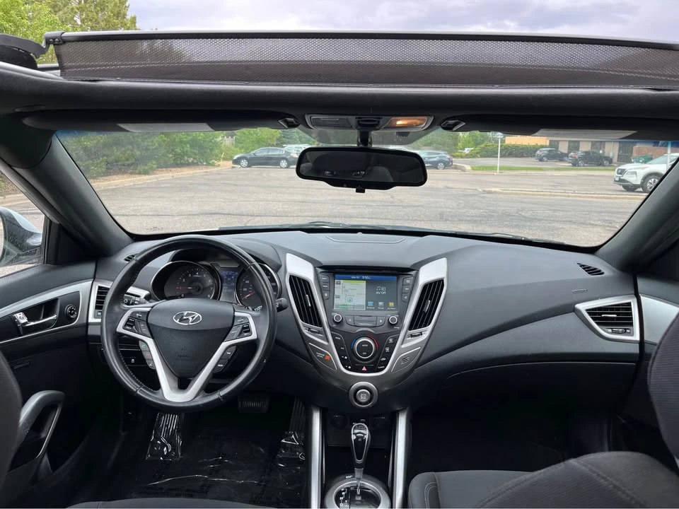 2017 Hyundai Veloster - Image 16 of 20