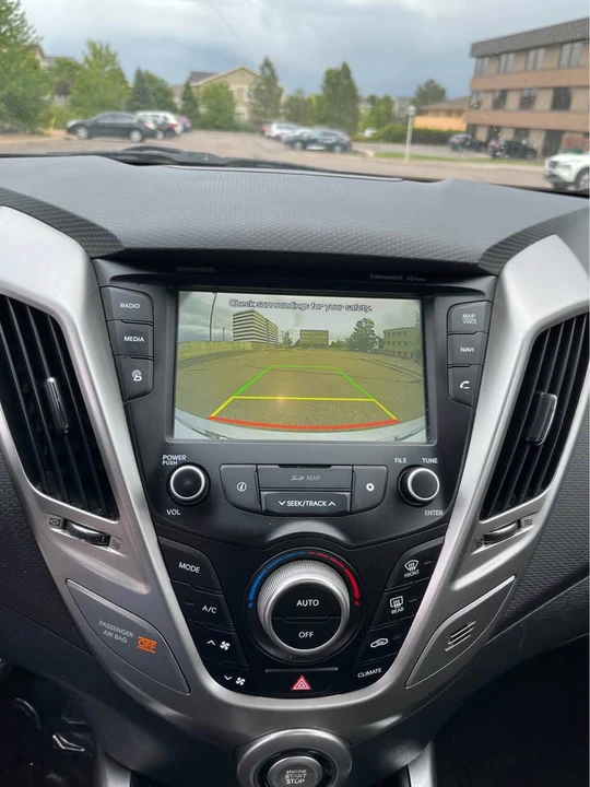 2017 Hyundai Veloster - Image 14 of 20